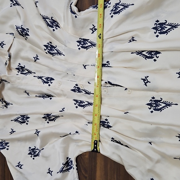 Glam Cream and Navy Casual Dress - Picture 5 of 12